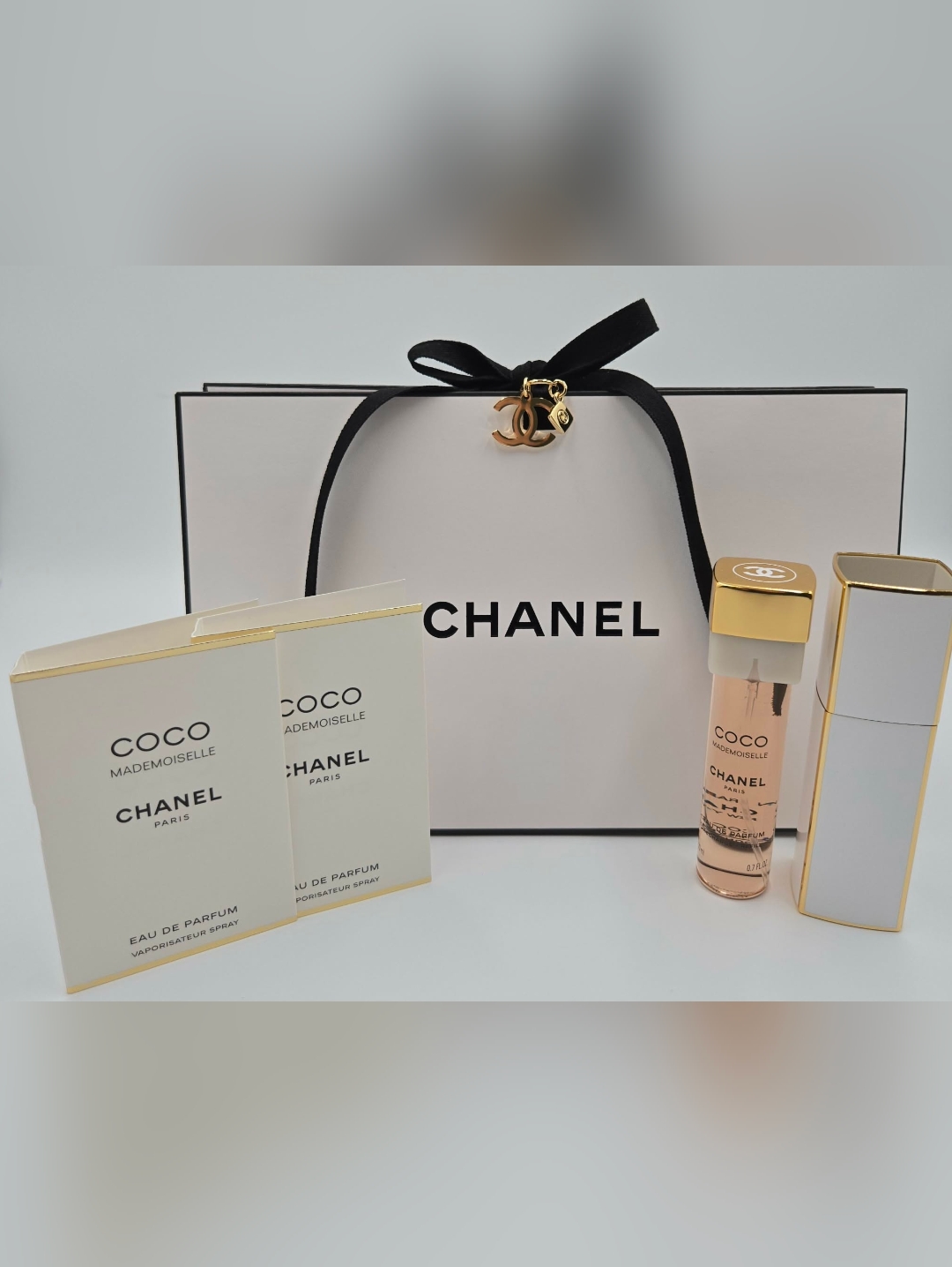 Chanel Coco Mademoiselle Bundle:Edp Purple Spray Refillable 20ml +Charm + Bonus